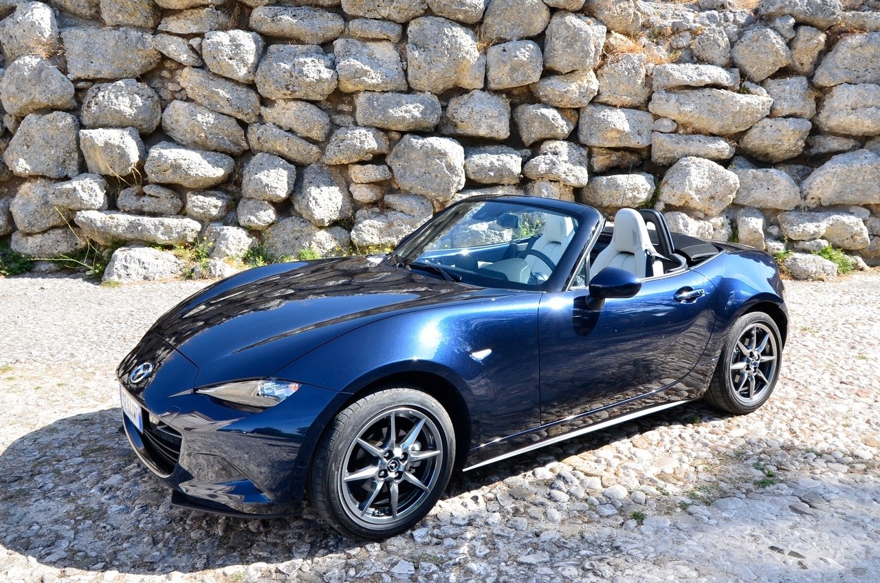 Mazda MX-5 1.5 Exceed: la prova su strada