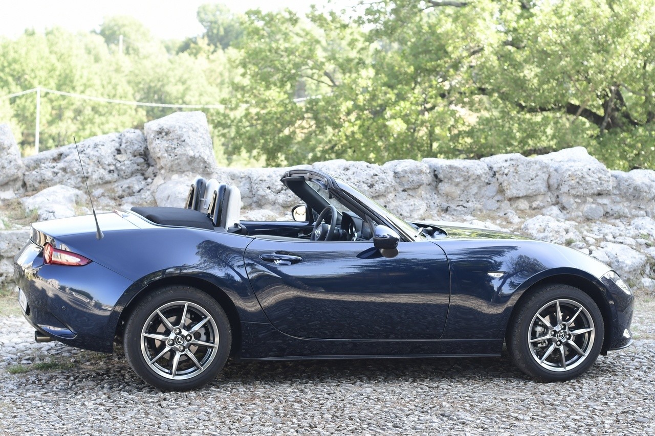 Mazda MX-5 1.5 Exceed: la prova su strada