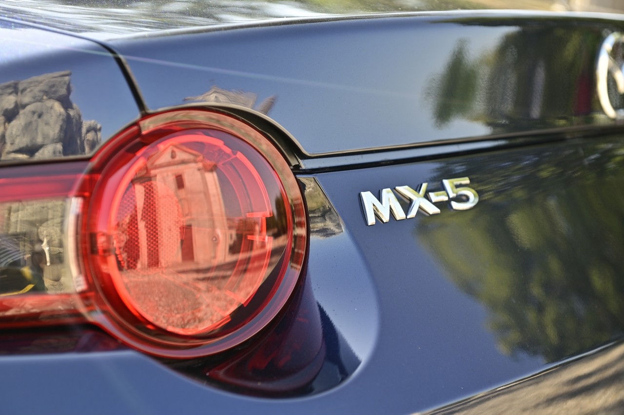 Mazda MX-5 1.5 Exceed: la prova su strada