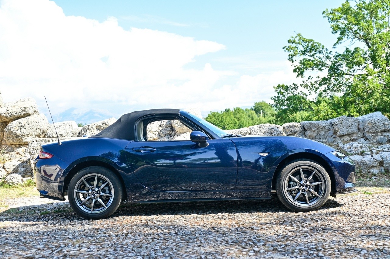 Mazda MX-5 1.5 Exceed: la prova su strada