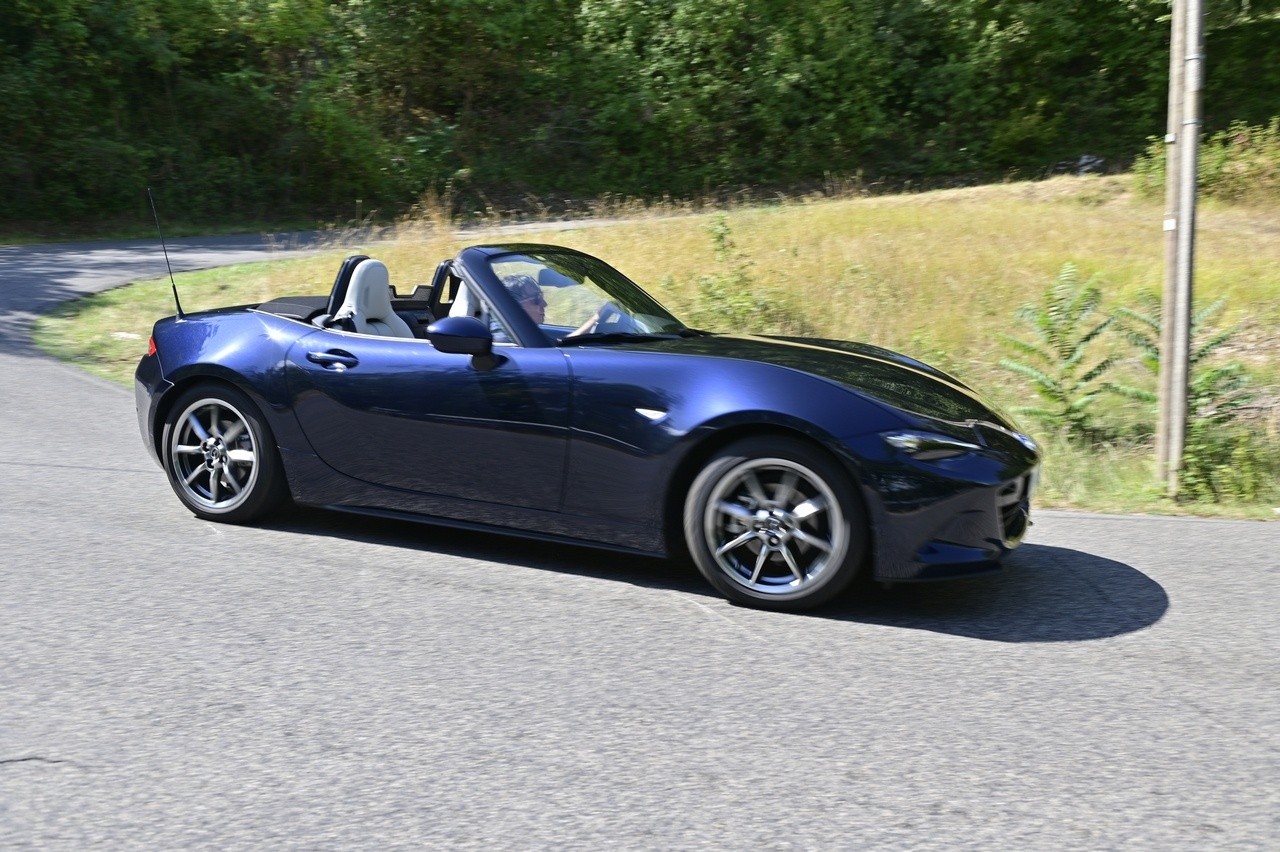 Mazda MX-5 1.5 Exceed: la prova su strada