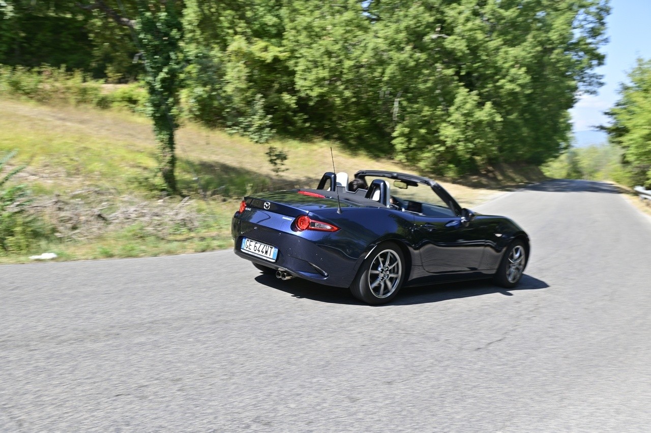 Mazda MX-5 1.5 Exceed: la prova su strada