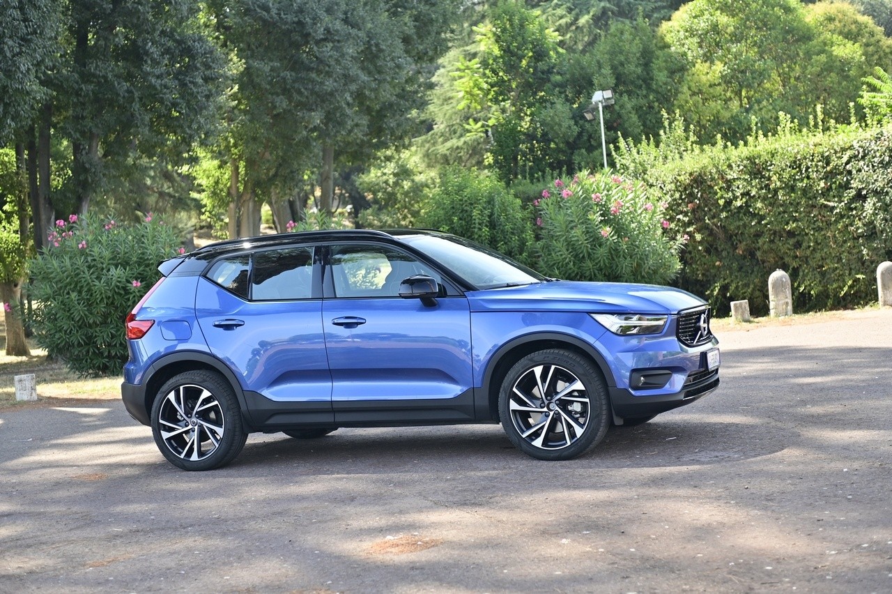 Volvo XC40 T4 Recharge: prova su strada