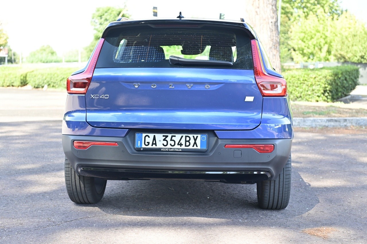 Volvo XC40 T4 Recharge: prova su strada