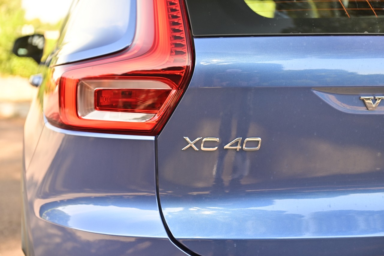 Volvo XC40 T4 Recharge: prova su strada