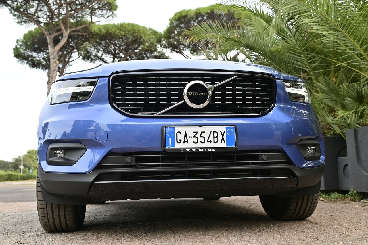 Volvo XC40 T4 Recharge: prova su strada