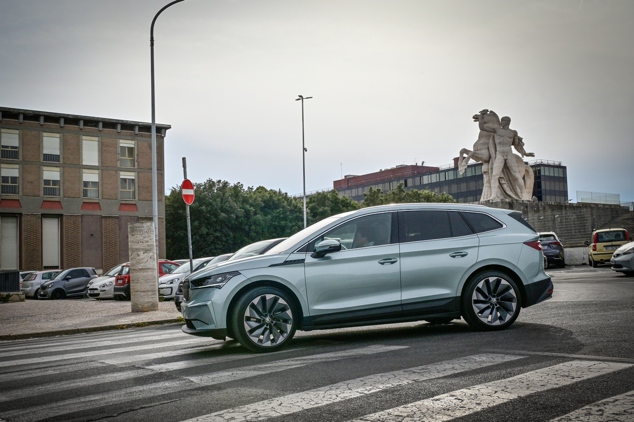 Skoda Enyaq iV 80: la prova su strada