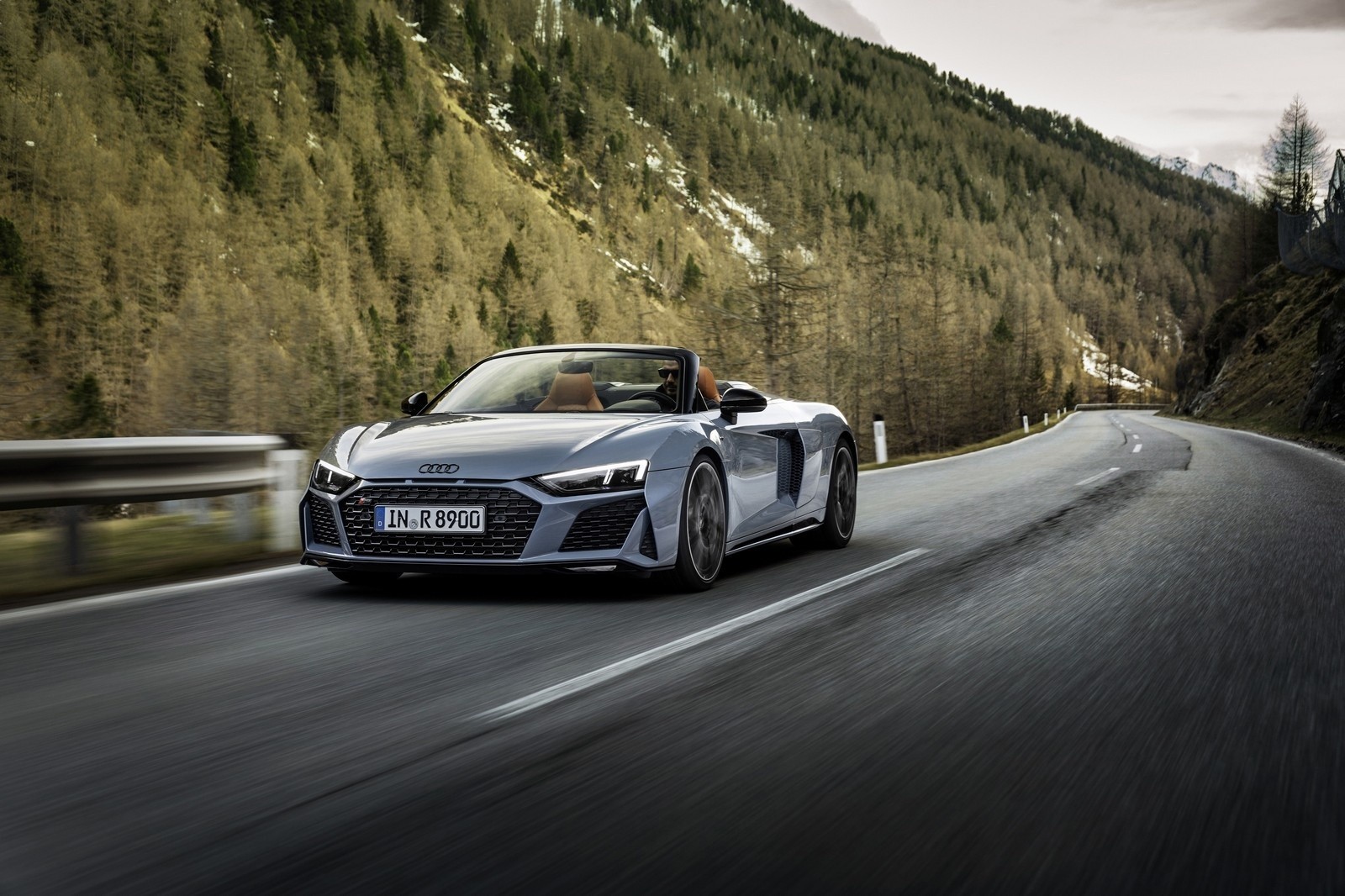 Nuova Audi R8 V10 performance RWD 2022: immagini ufficiali