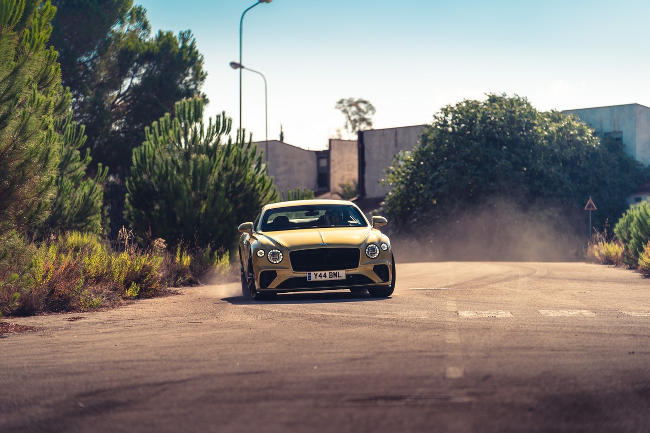 Drifting con la Bentley Continental GT Speed