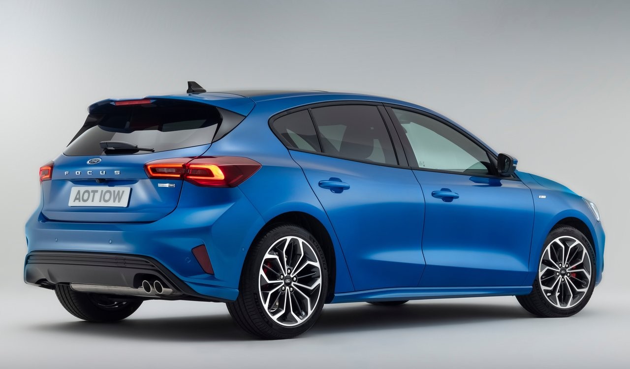 Ford Focus e Focus ST 2022: immagini ufficiali