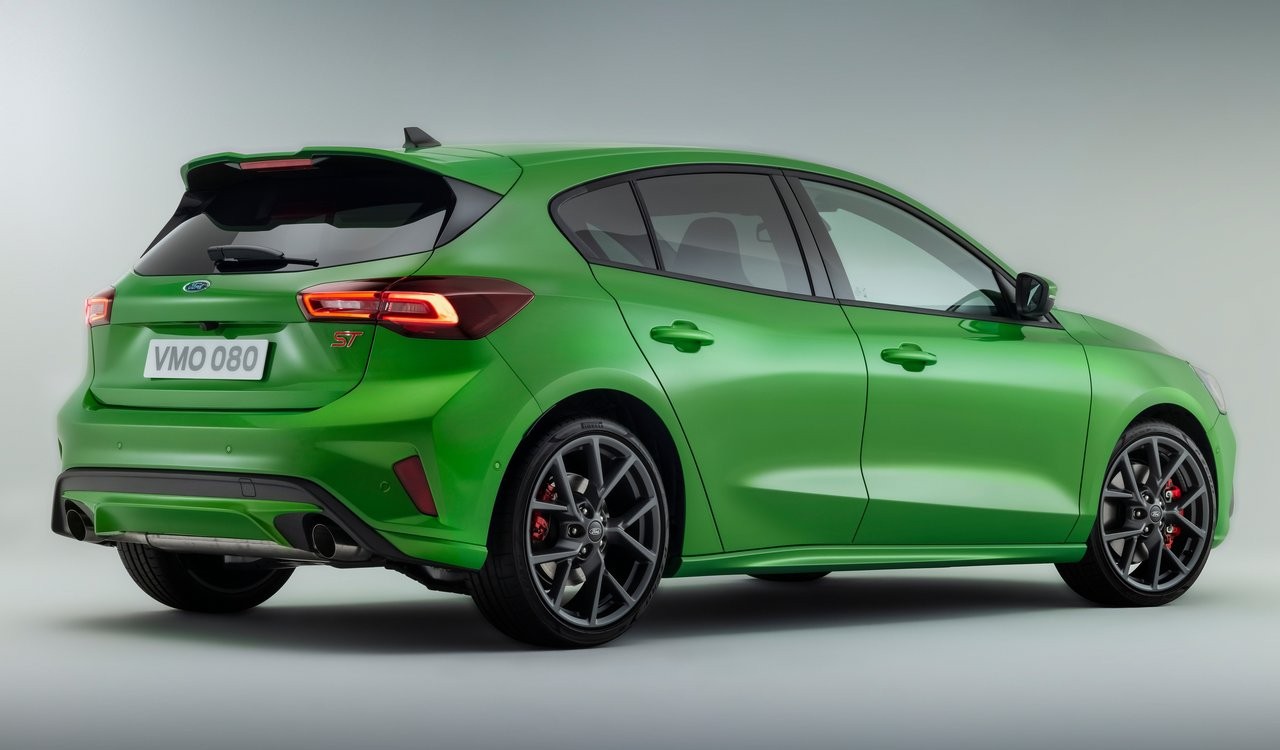 Ford Focus e Focus ST 2022: immagini ufficiali