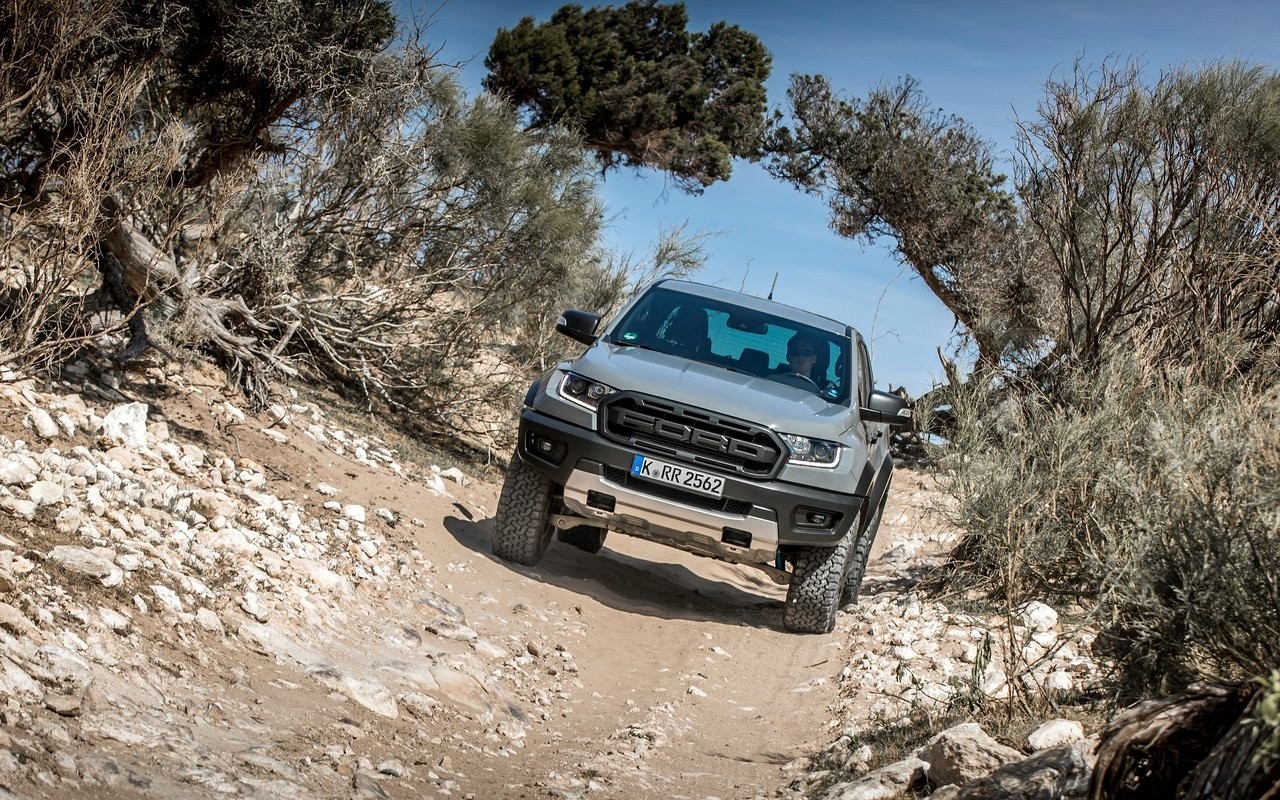 Ford Ranger Raptor: immagini ufficiali