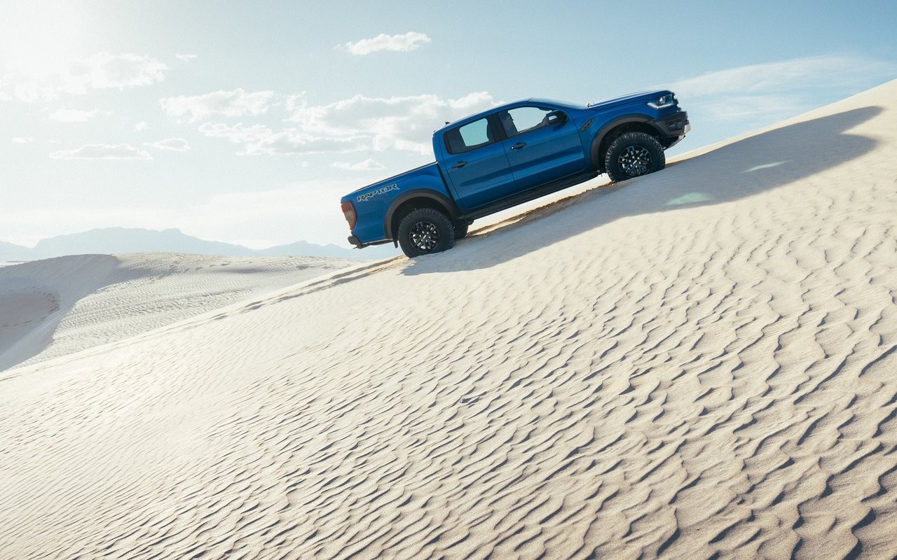 Ford Ranger Raptor: immagini ufficiali