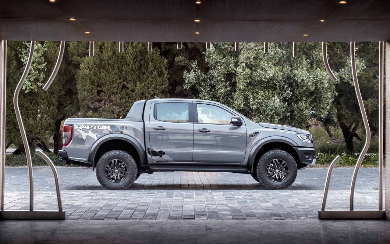 Ford Ranger Raptor: immagini ufficiali