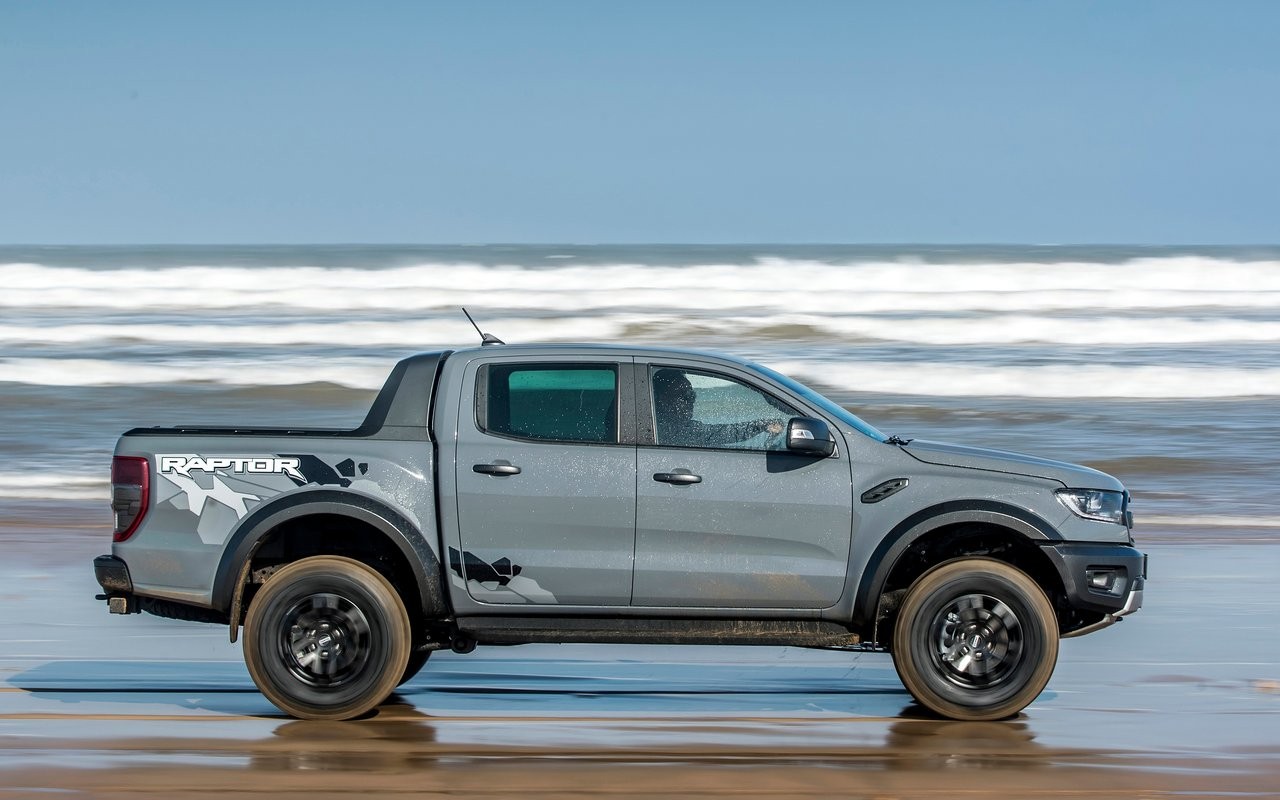 Ford Ranger Raptor: immagini ufficiali