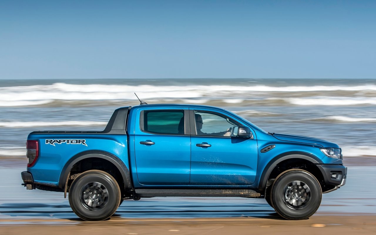 Ford Ranger Raptor: immagini ufficiali