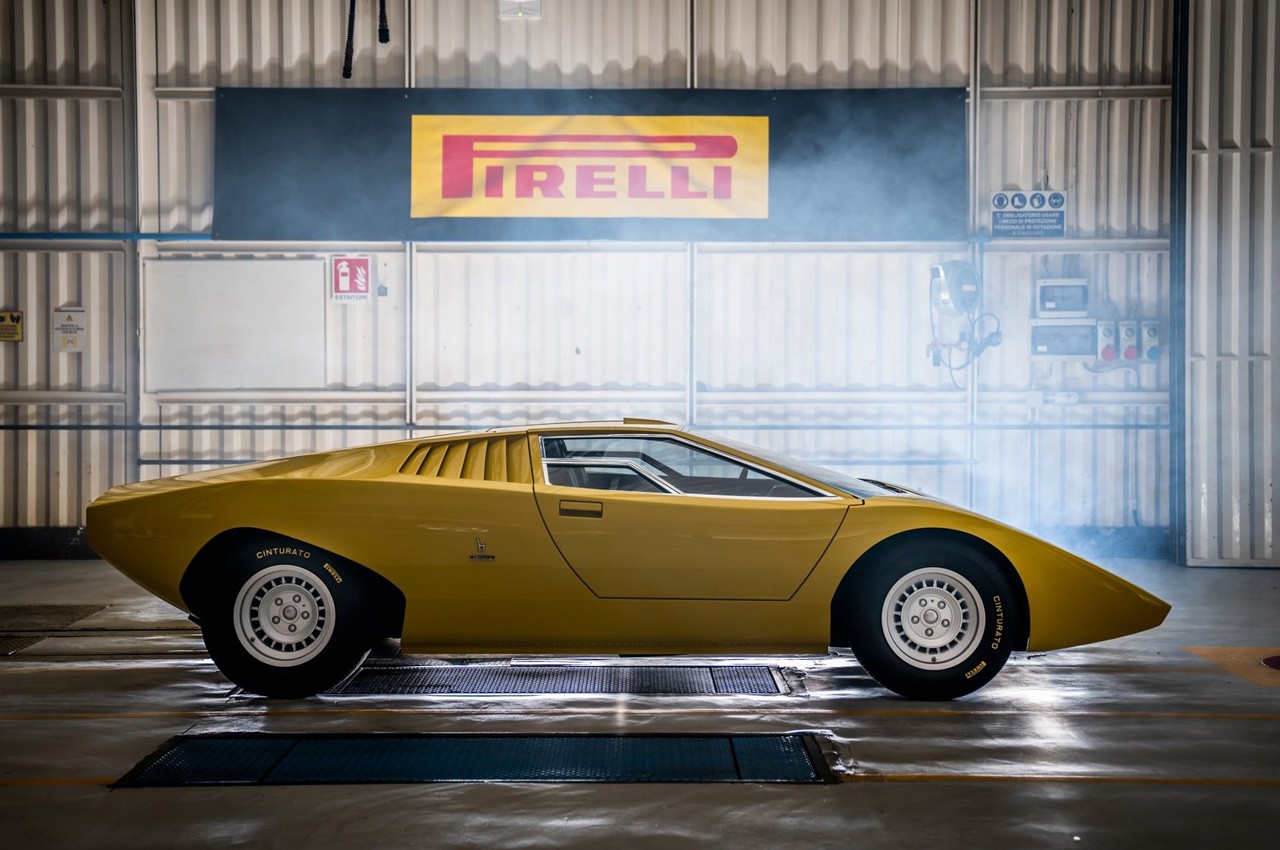 Lamborghini Countach LP 500: la ricostruzione del prototipo originale