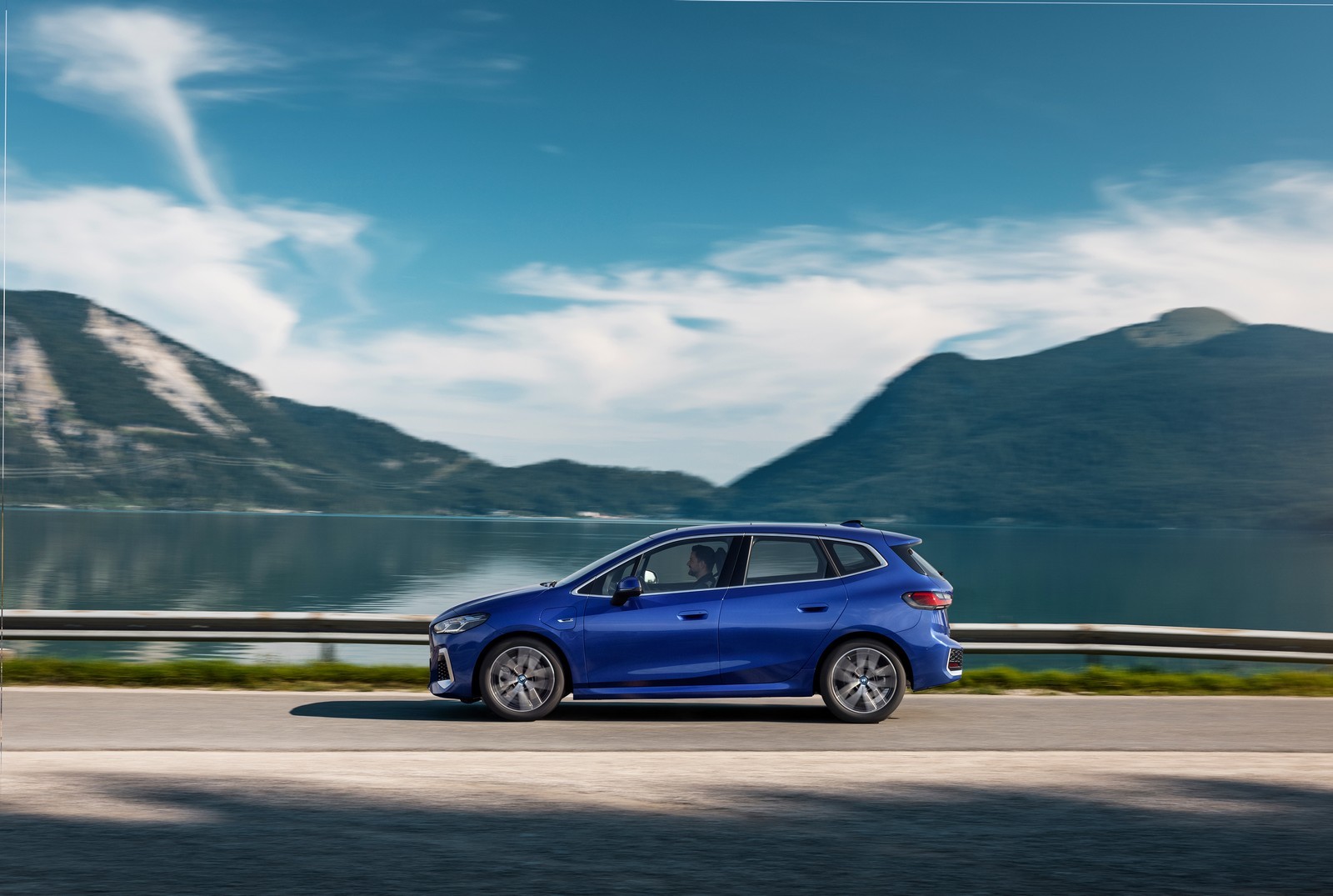 Nuova BMW Serie 2 Active Tourer 2022: immagini ufficiali