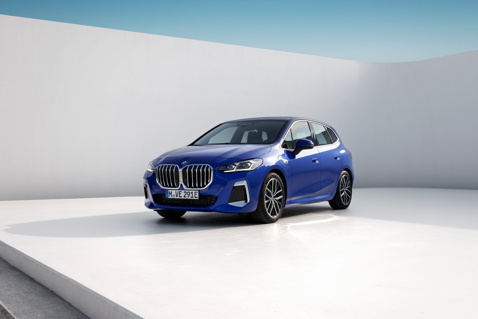 Nuova BMW Serie 2 Active Tourer 2022: immagini ufficiali