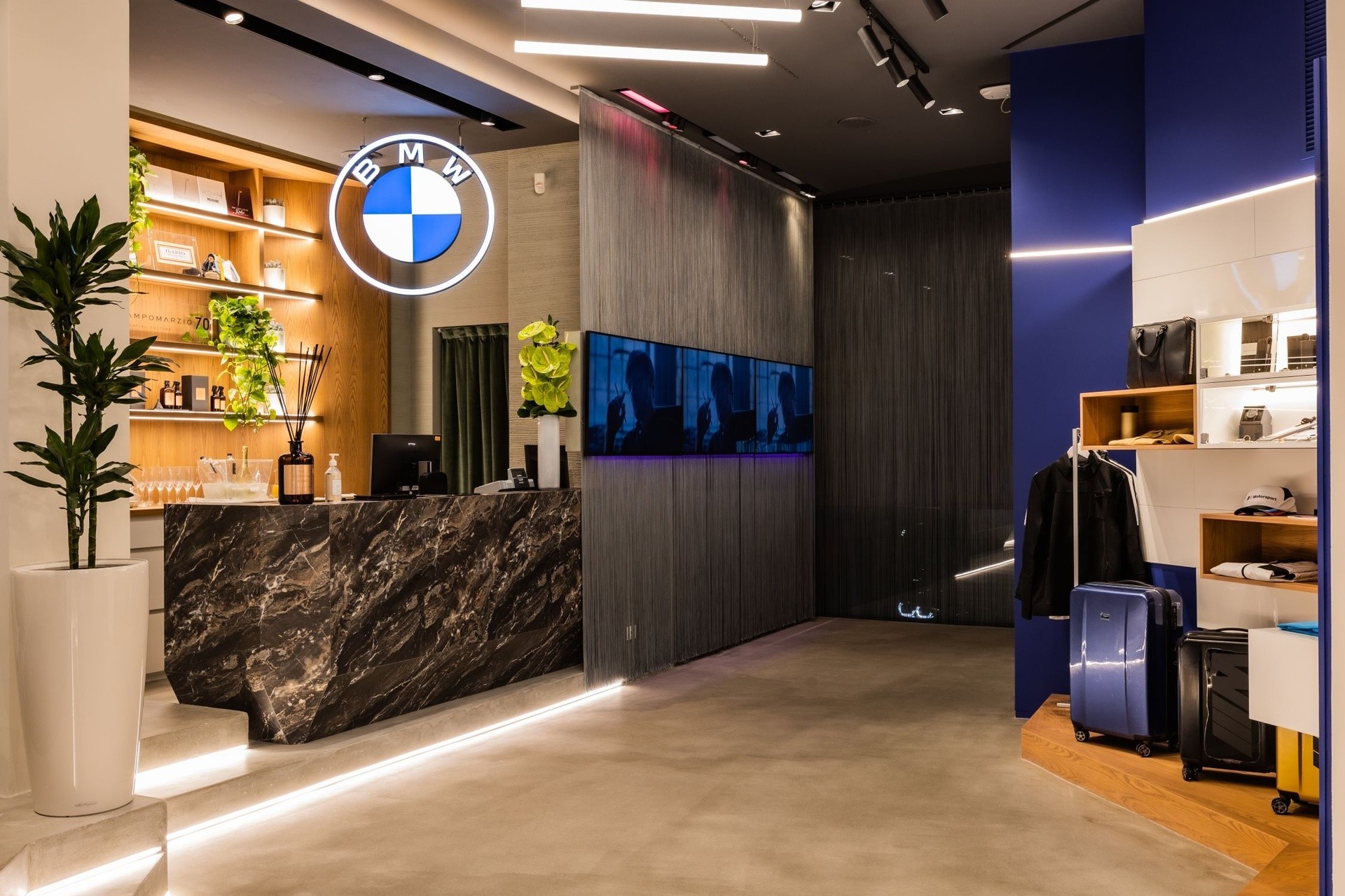 BMW: il Roma Urban Store