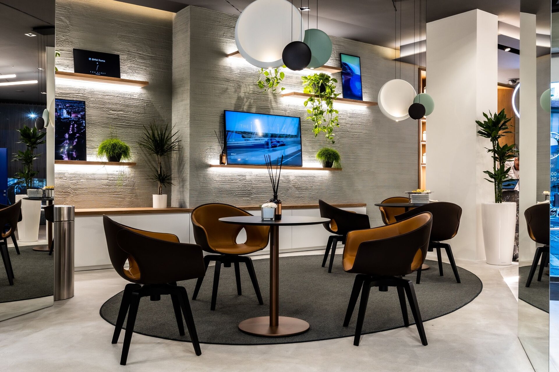 BMW: il Roma Urban Store