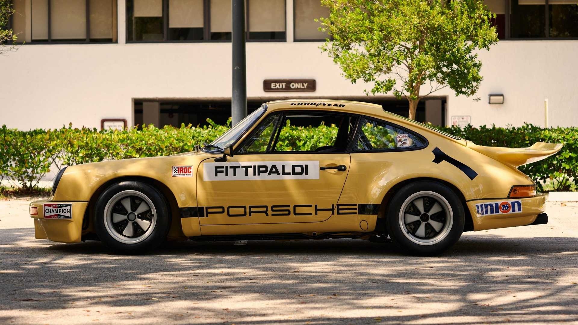 Porsche 911 RSR: le immagini