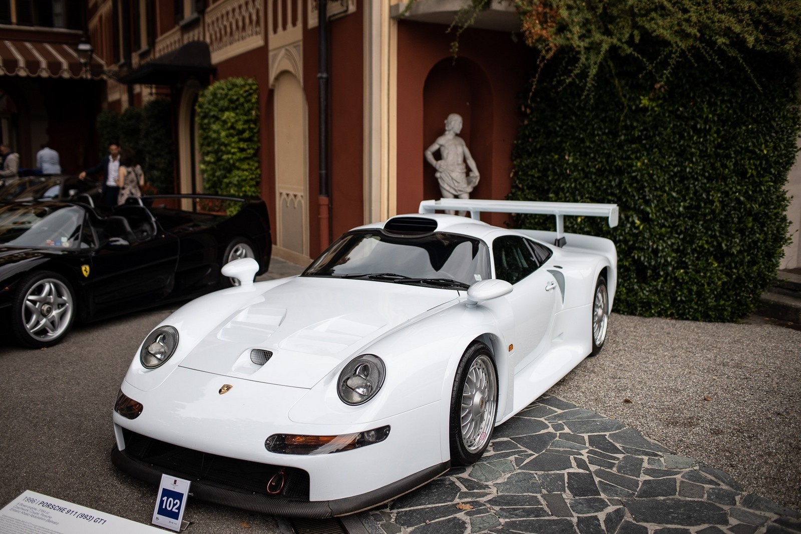 Prototipo Porsche 911 GT1 Strassenversion: le immagini