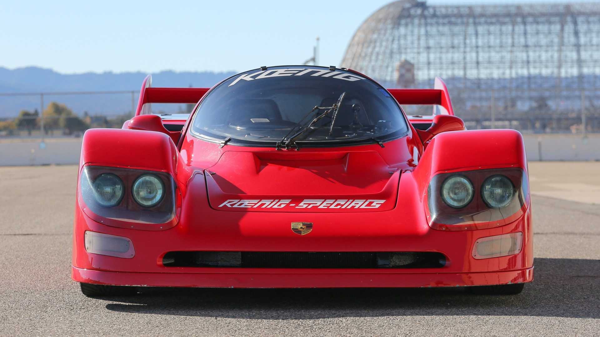 Porsche 962 stradale: le immagini