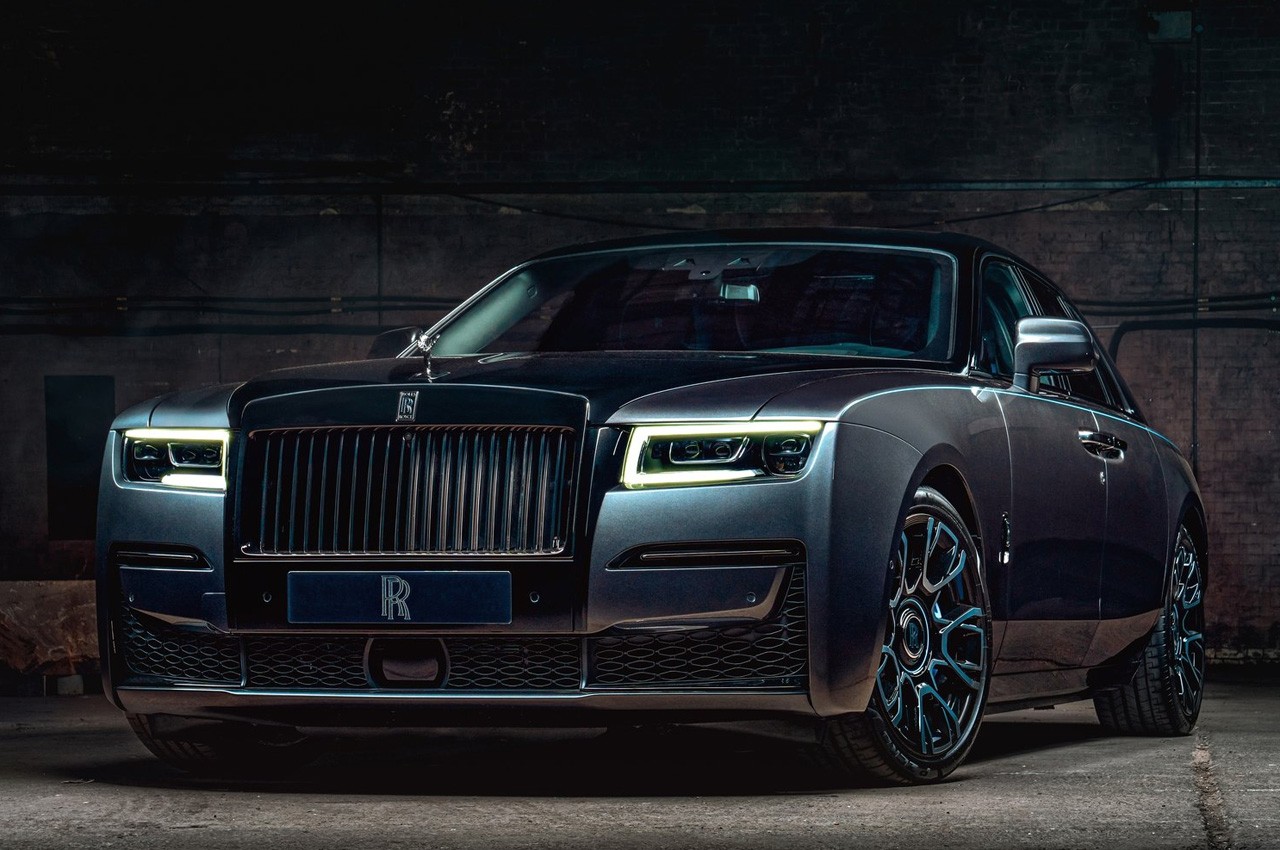 Rolls Royce Ghost Black Badge: immagini ufficiali