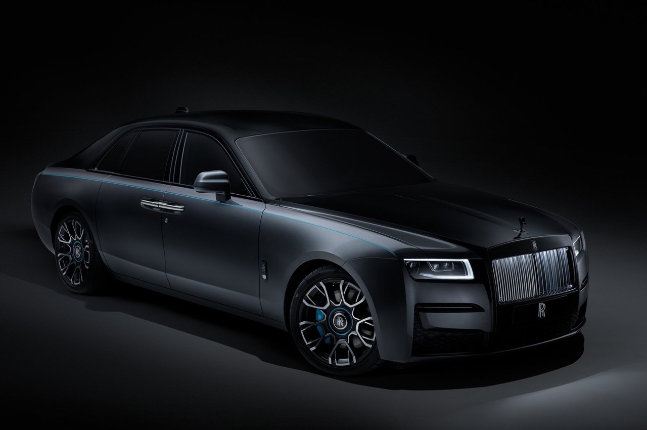 Rolls Royce Ghost Black Badge: immagini ufficiali