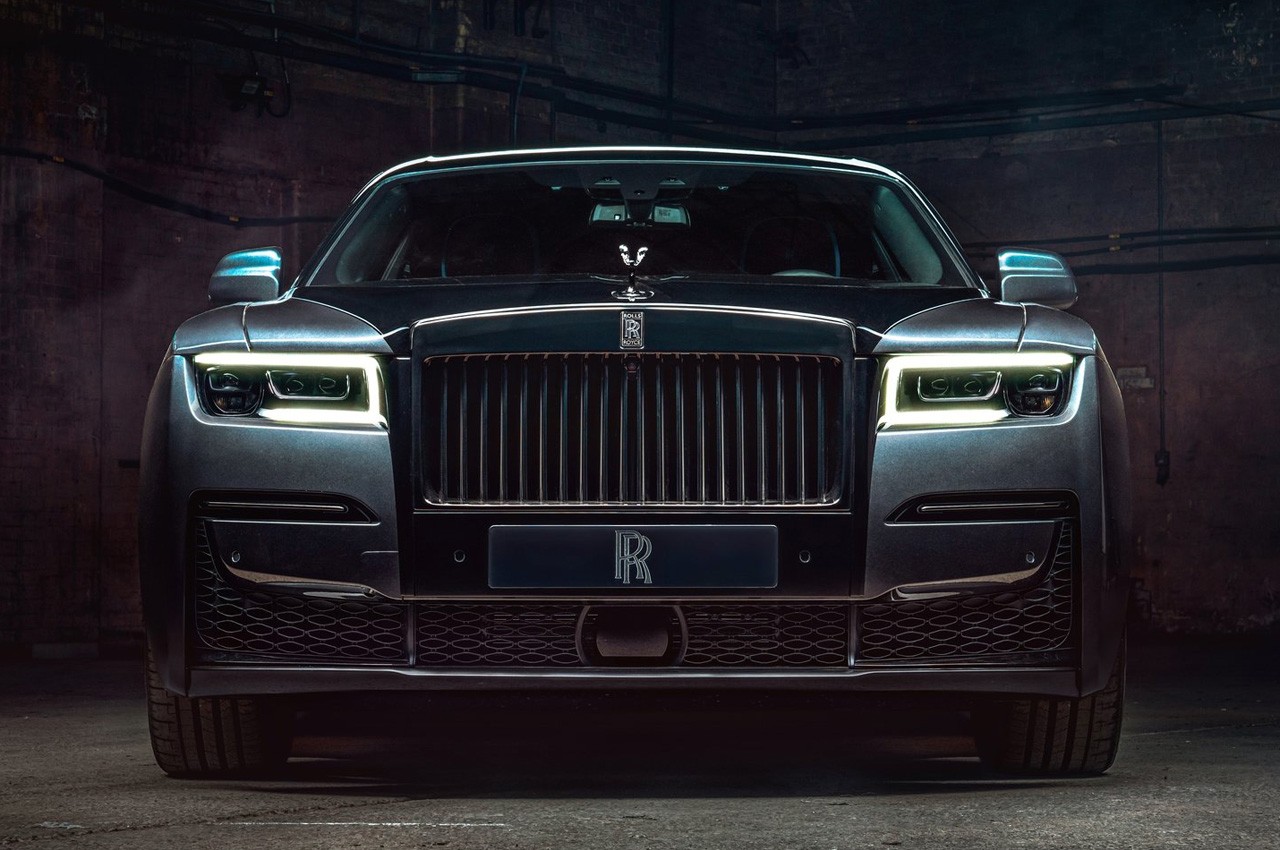 Rolls Royce Ghost Black Badge: immagini ufficiali