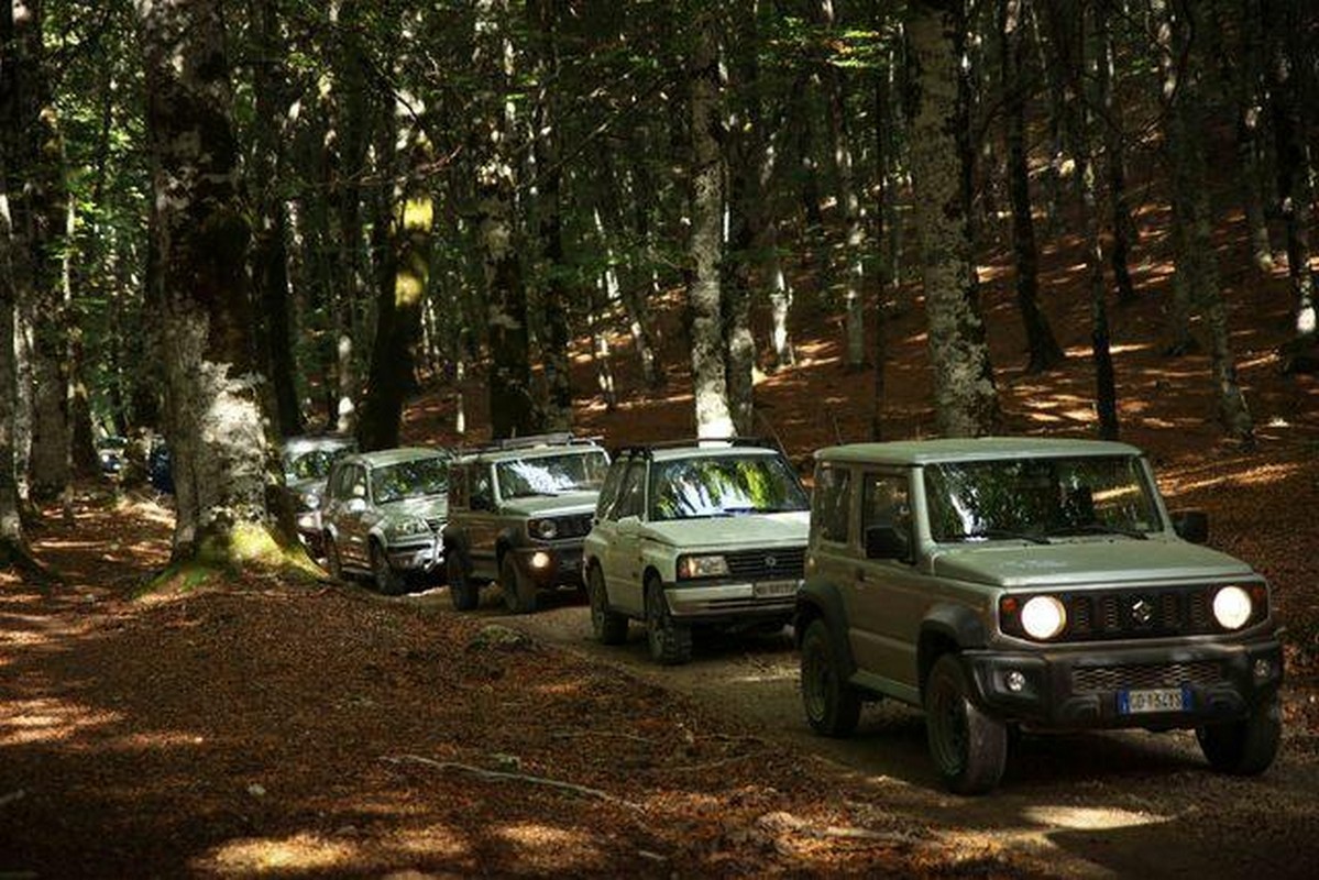 Suzuki 10° Raduno 4x4: le immagini