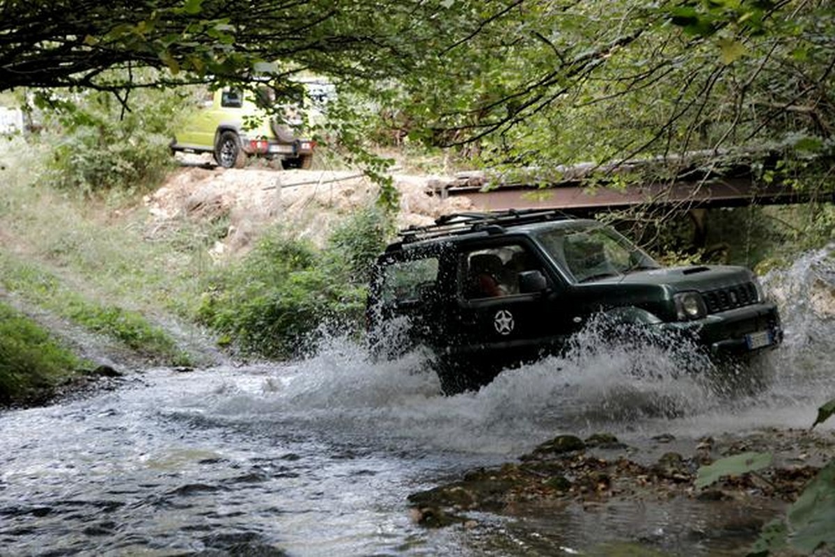 Suzuki 10° Raduno 4x4: le immagini