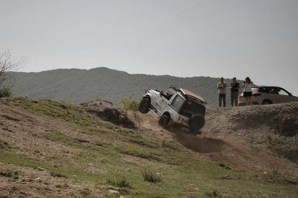 Suzuki 10° Raduno 4x4: le immagini