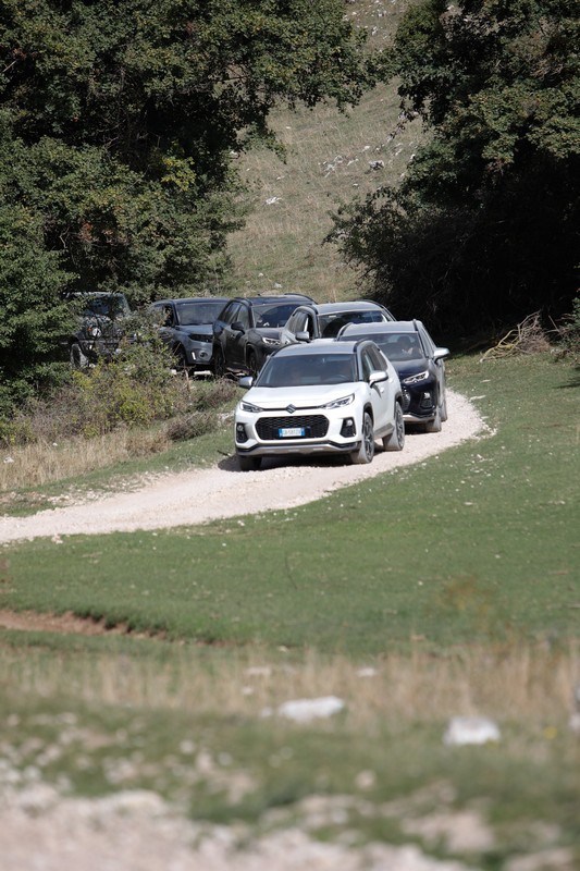 Suzuki Across plug-in: il raduno sui Monti Simbruini