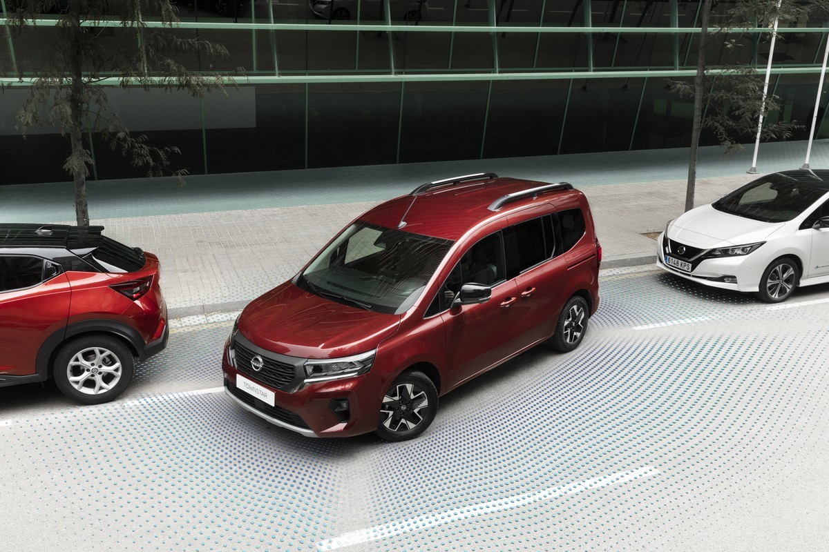 Nissan Townstar: il primo di una nuova famiglia di veicoli commerciali