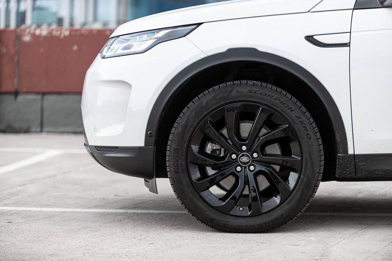 Land Rover Discovery Sport 2.0 TD4: la prova su strada