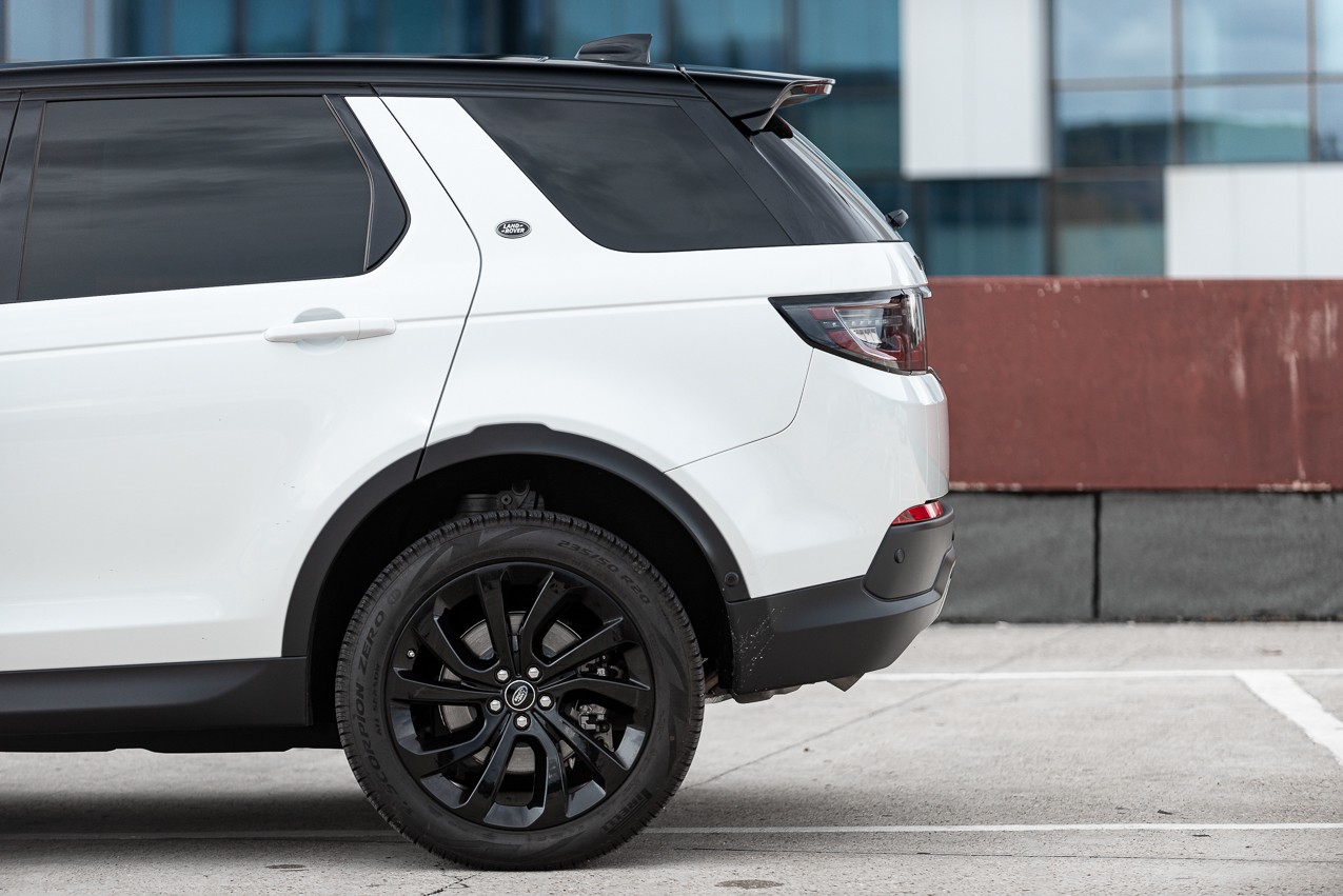 Land Rover Discovery Sport 2.0 TD4: la prova su strada