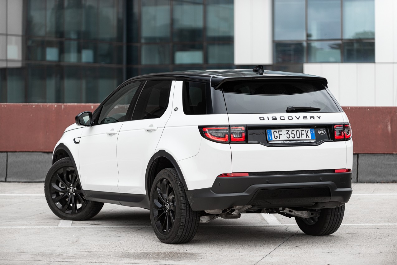 Land Rover Discovery Sport 2.0 TD4: la prova su strada