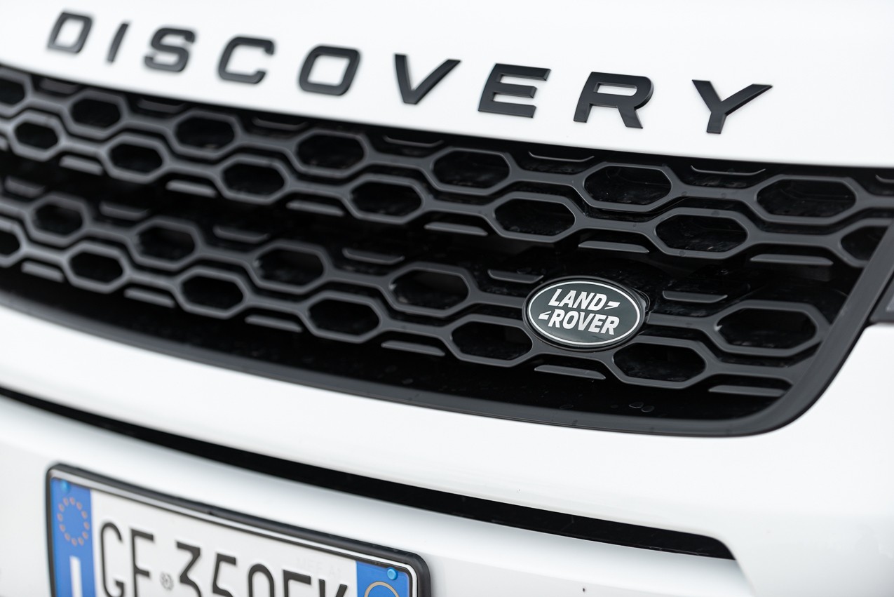 Land Rover Discovery Sport 2.0 TD4: la prova su strada