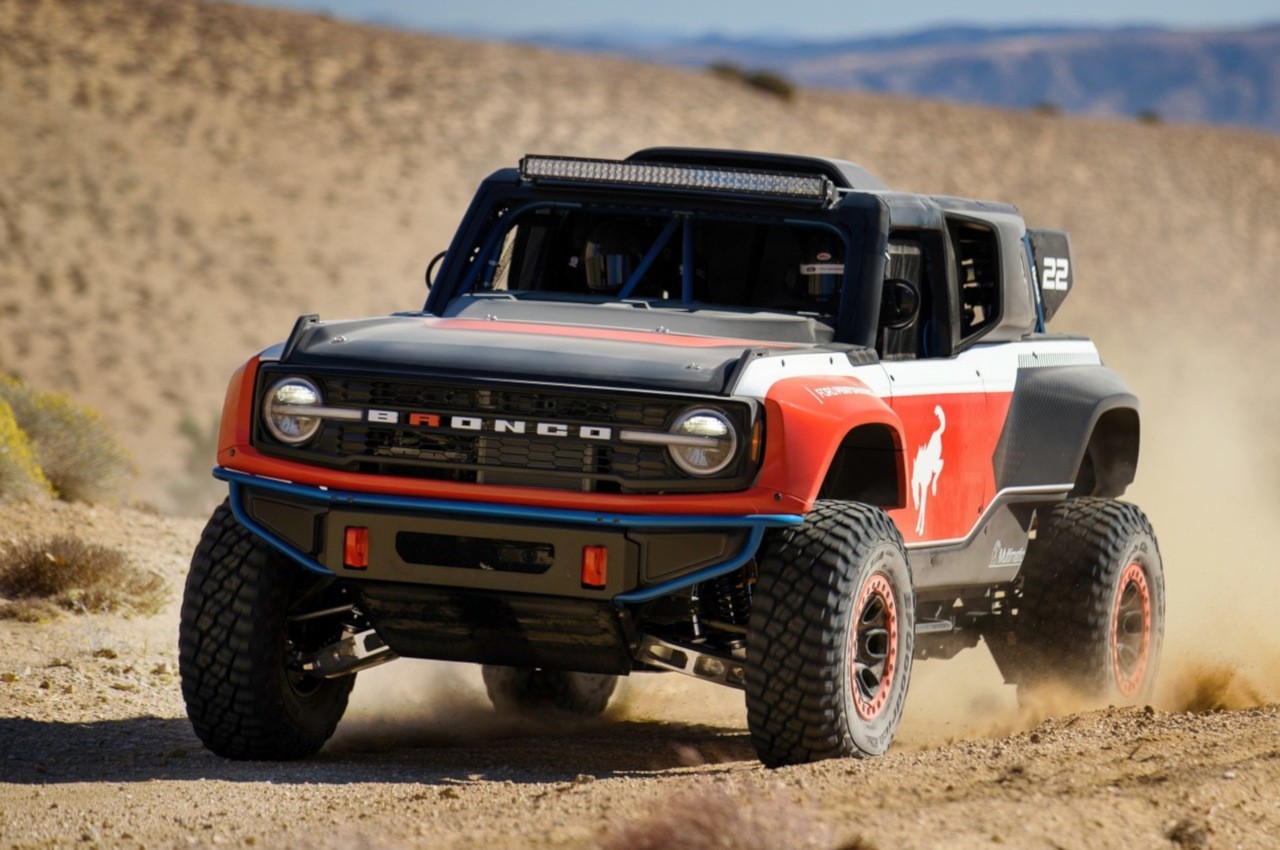 Ford Bronco DR 2022: immagini ufficiali