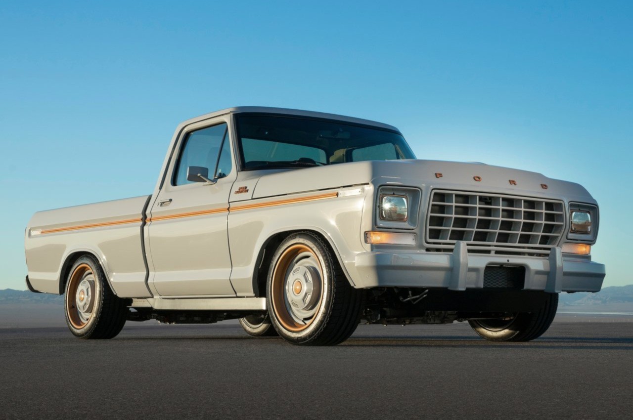 Ford F-100 Eluminator Concept 2021: immagini ufficiali