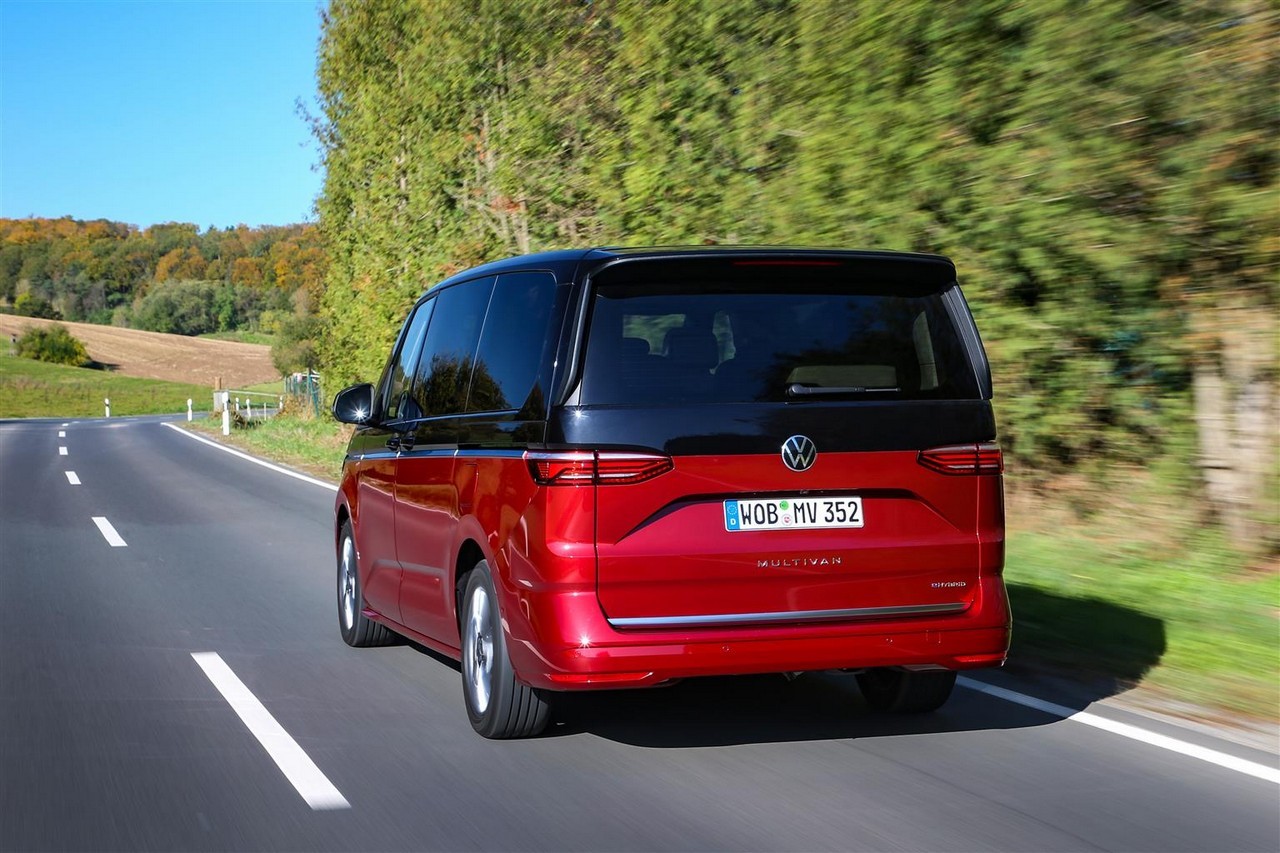 Volkswagen Multivan 2022: nuove immagini ufficiali