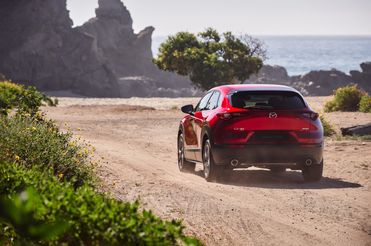 Mazda CX-30 2022: nuove immagini ufficiali