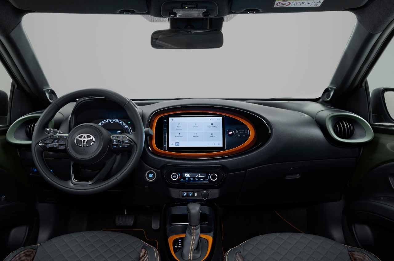 Toyota Aygo X 2022: immagini ufficiali