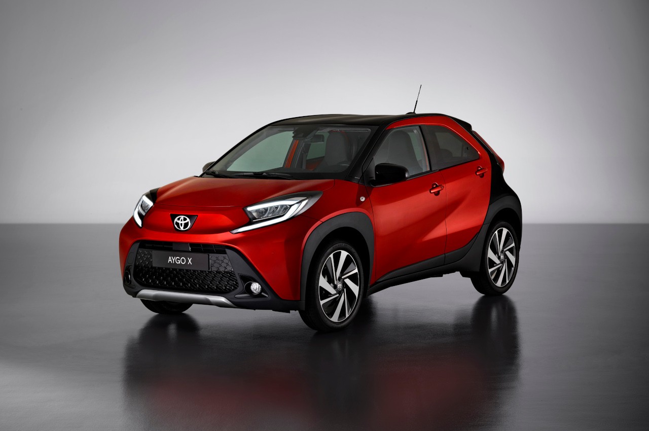 Toyota Aygo X 2022: immagini ufficiali