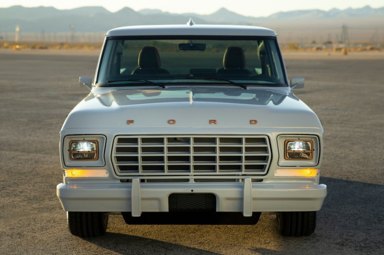 Ford F-100 Eluminator Concept 2021: immagini ufficiali