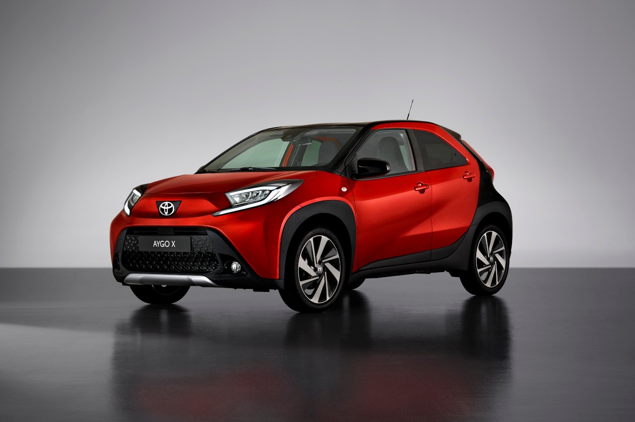 Toyota Aygo X 2022: immagini ufficiali