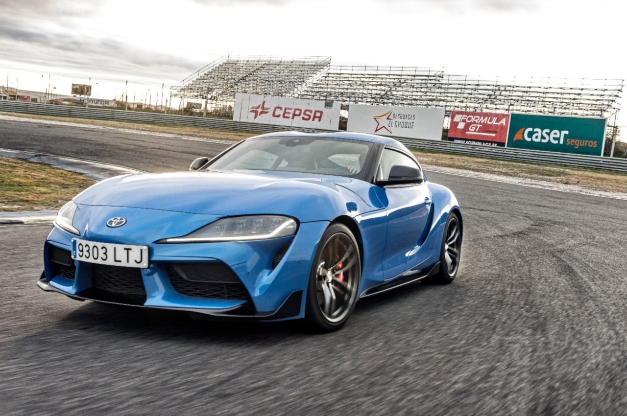 Toyota GR Supra Jarama Racetrack Edition sul tracciato che le ha dato il nome