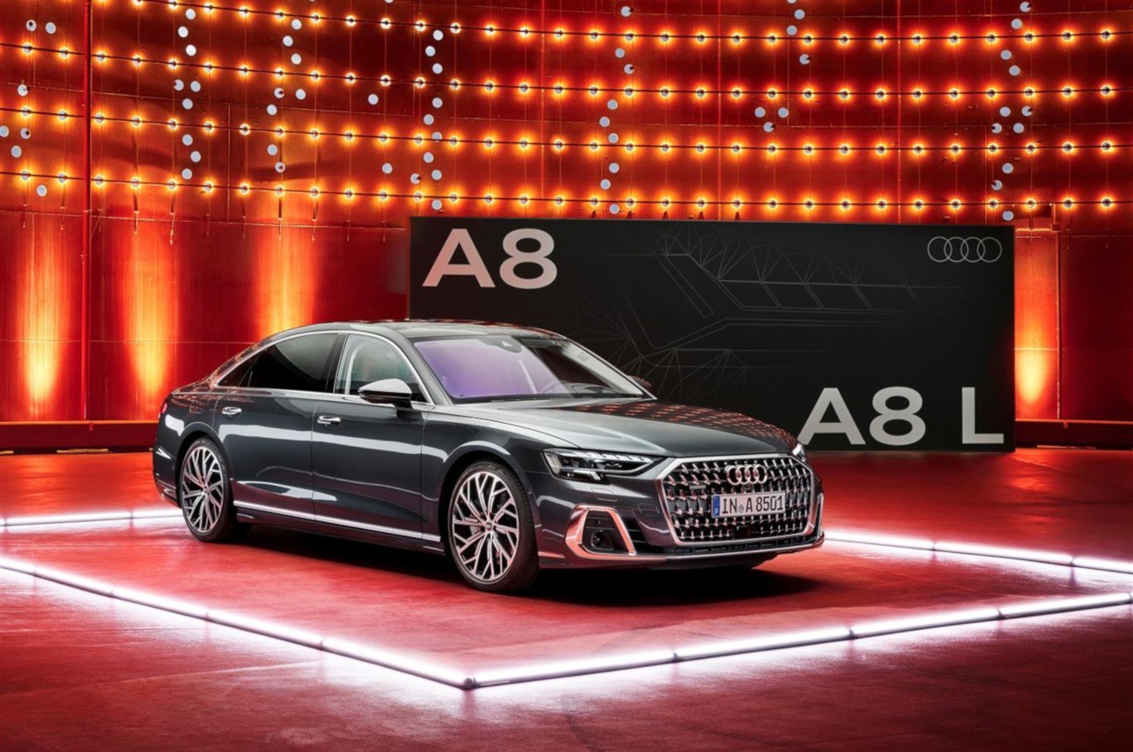 Audi A8 2022: immagini ufficiali